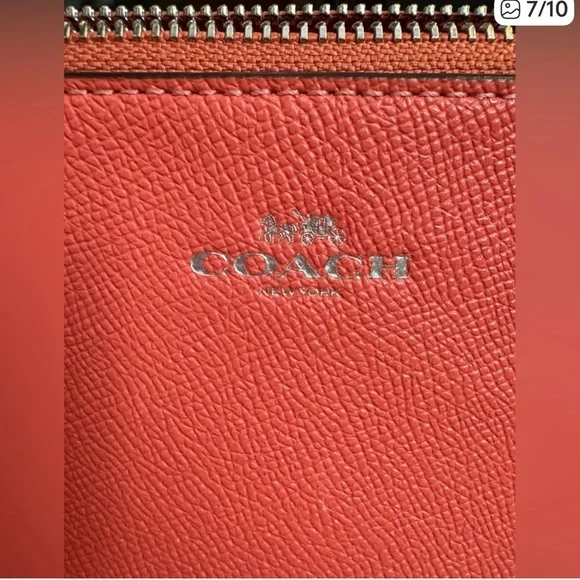 Authentic Coach Cosmetic Bag in Coral Crossgrain leather! 😍 - Picture 2 of 6